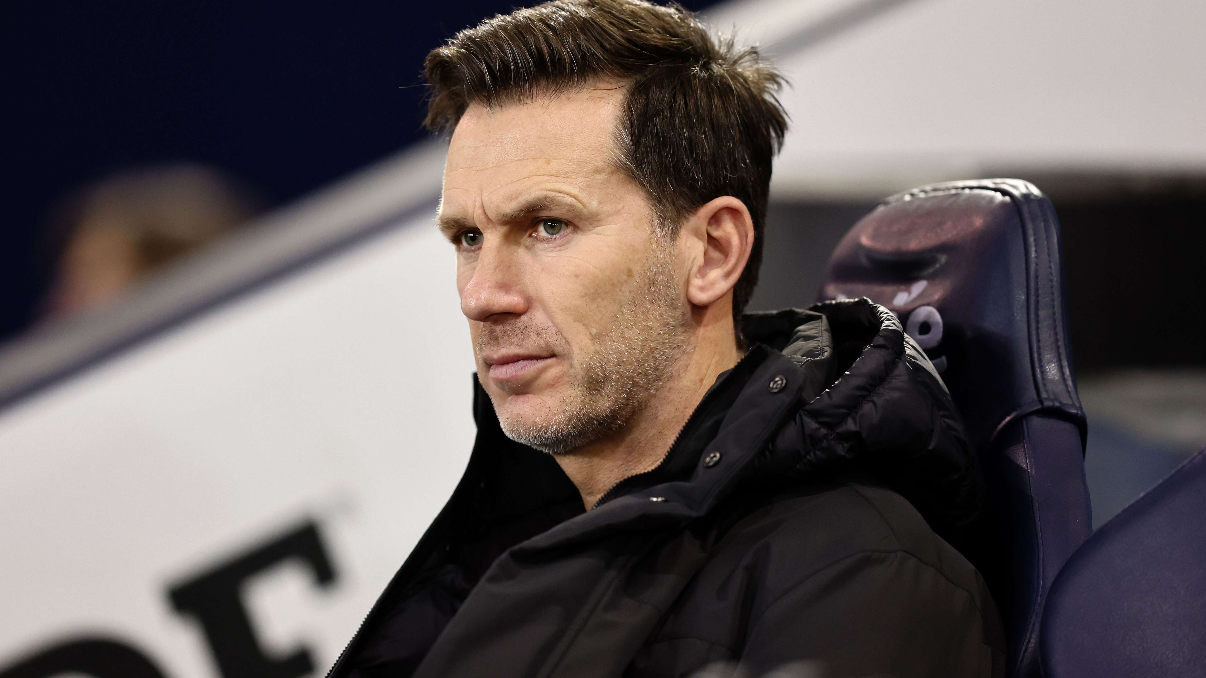 仅反映了球 仅反映了球