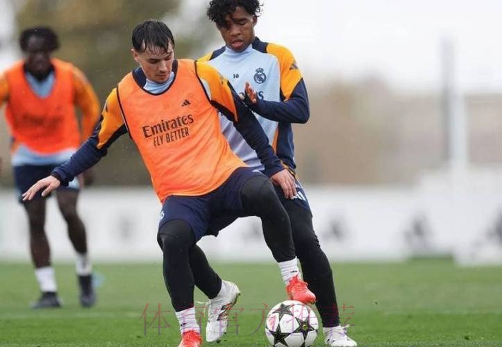 接近全员复出!跟队:皇马今日训练仅有阿拉巴缺席